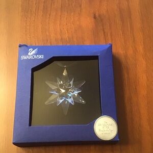 Vintage Swarovski little Star "Rockefeller Center" ornament